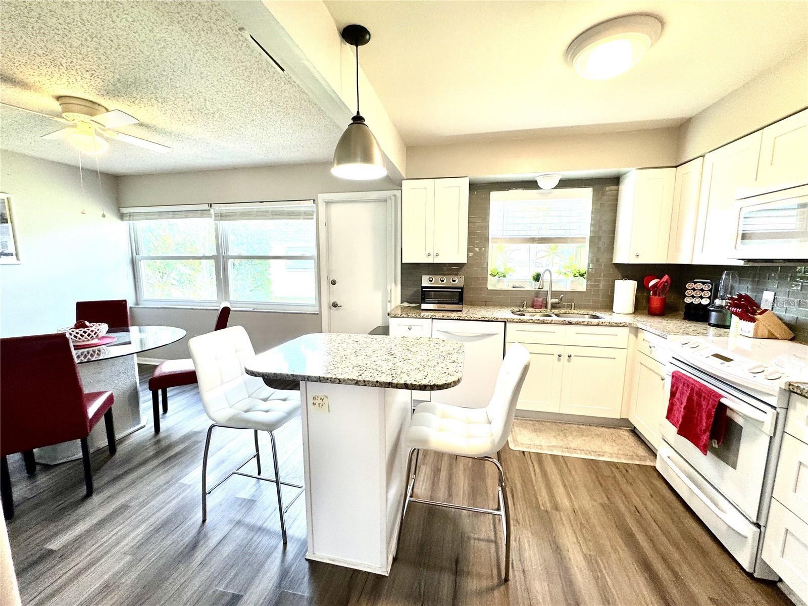 6997 VERSAILLES N #n/a, PINELLAS PARK, FL, 33781