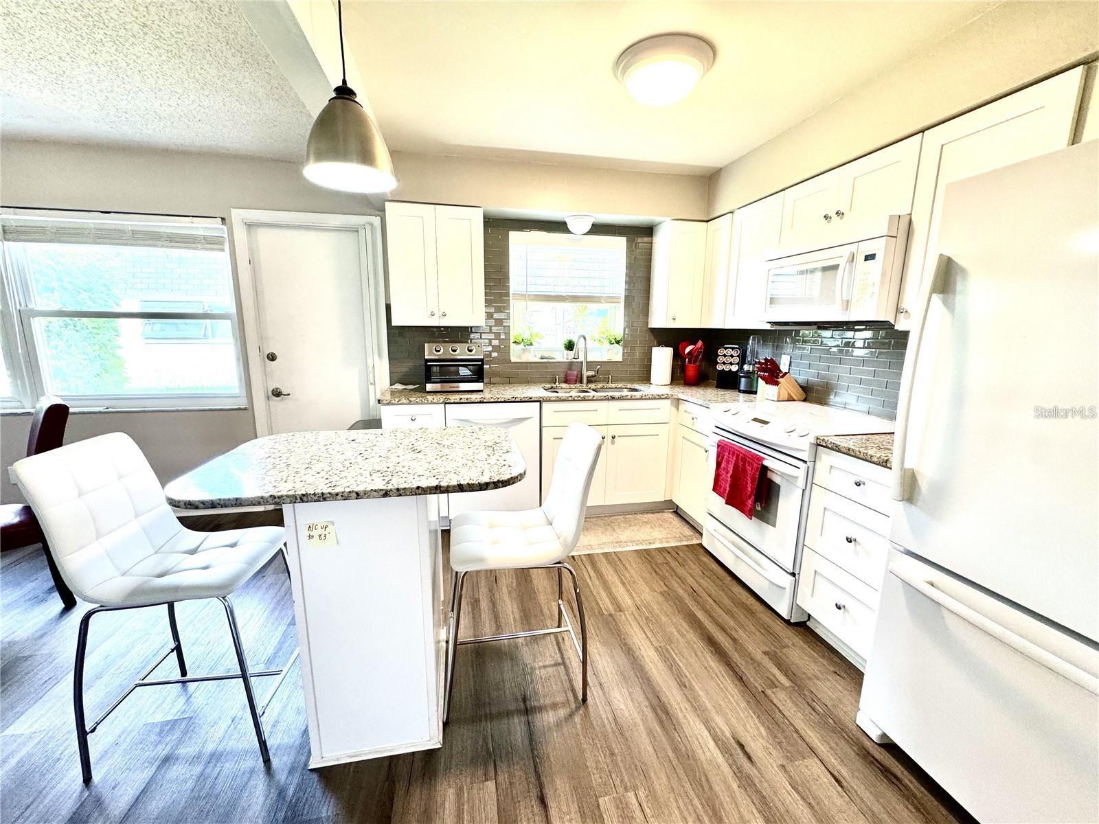 6997 VERSAILLES N #n/a, PINELLAS PARK, FL, 33781