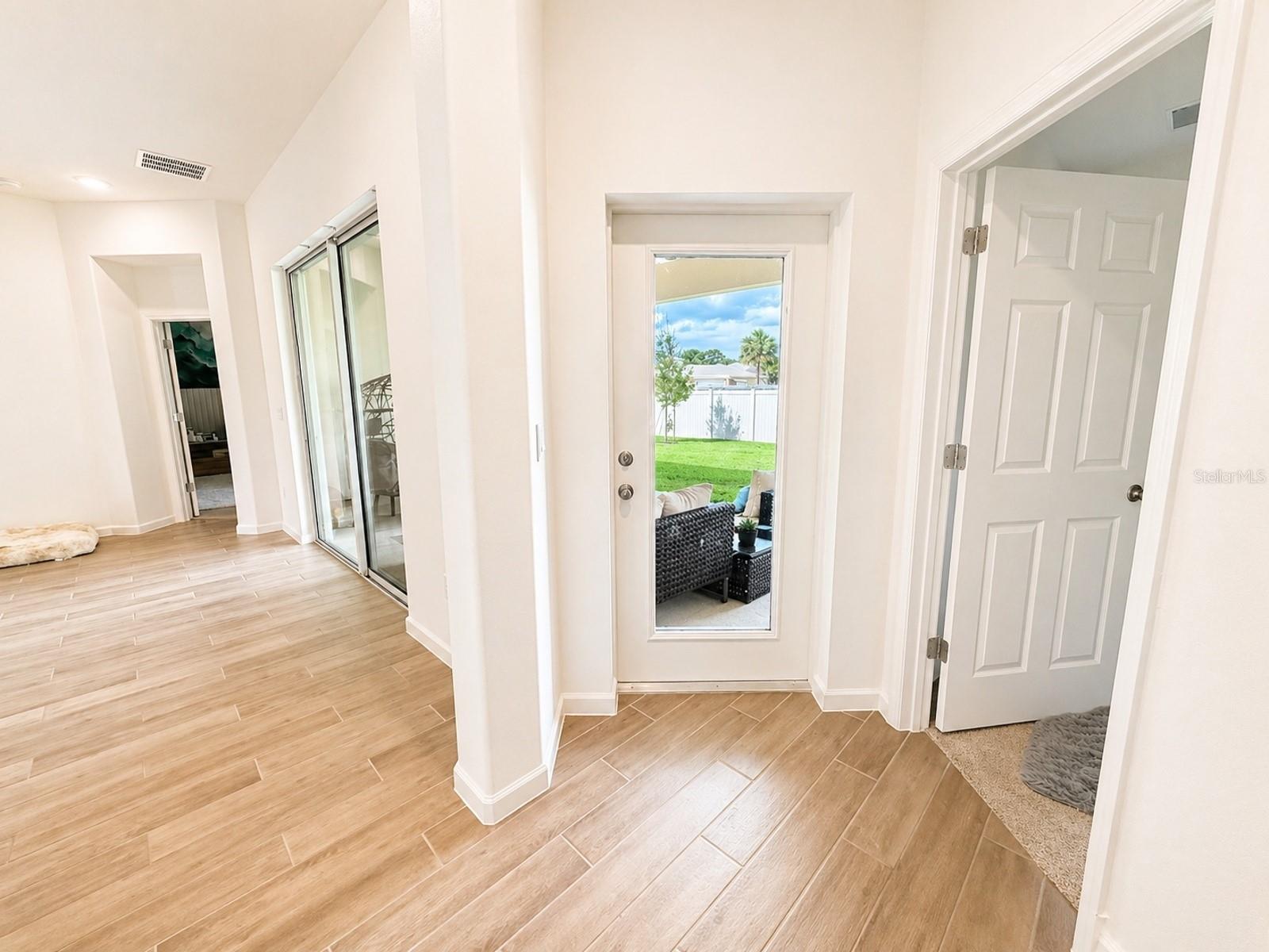 6860 CAMEO DR, GRANT VALKARIA, FL, 32949
