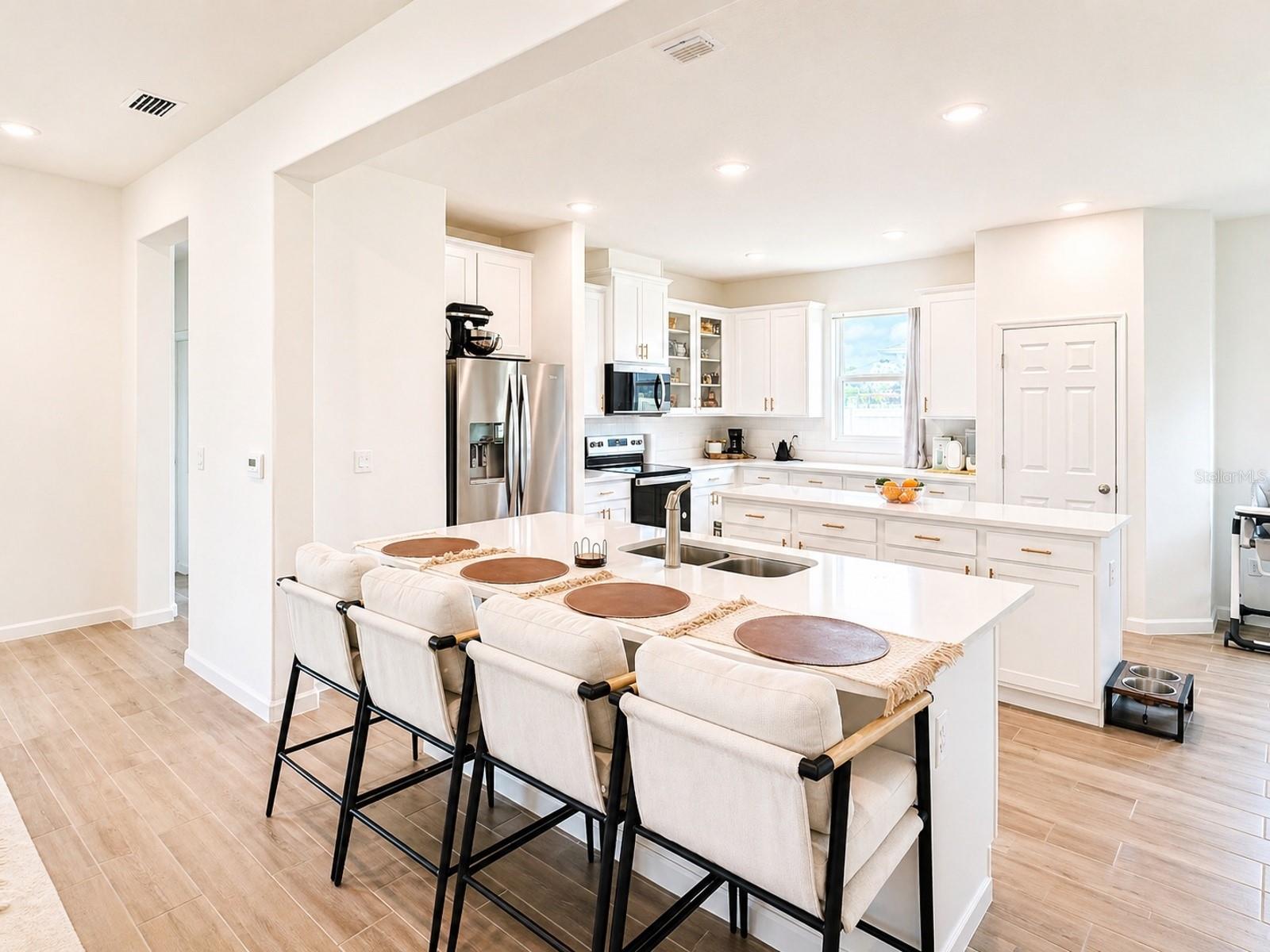 6860 CAMEO DR, GRANT VALKARIA, FL, 32949