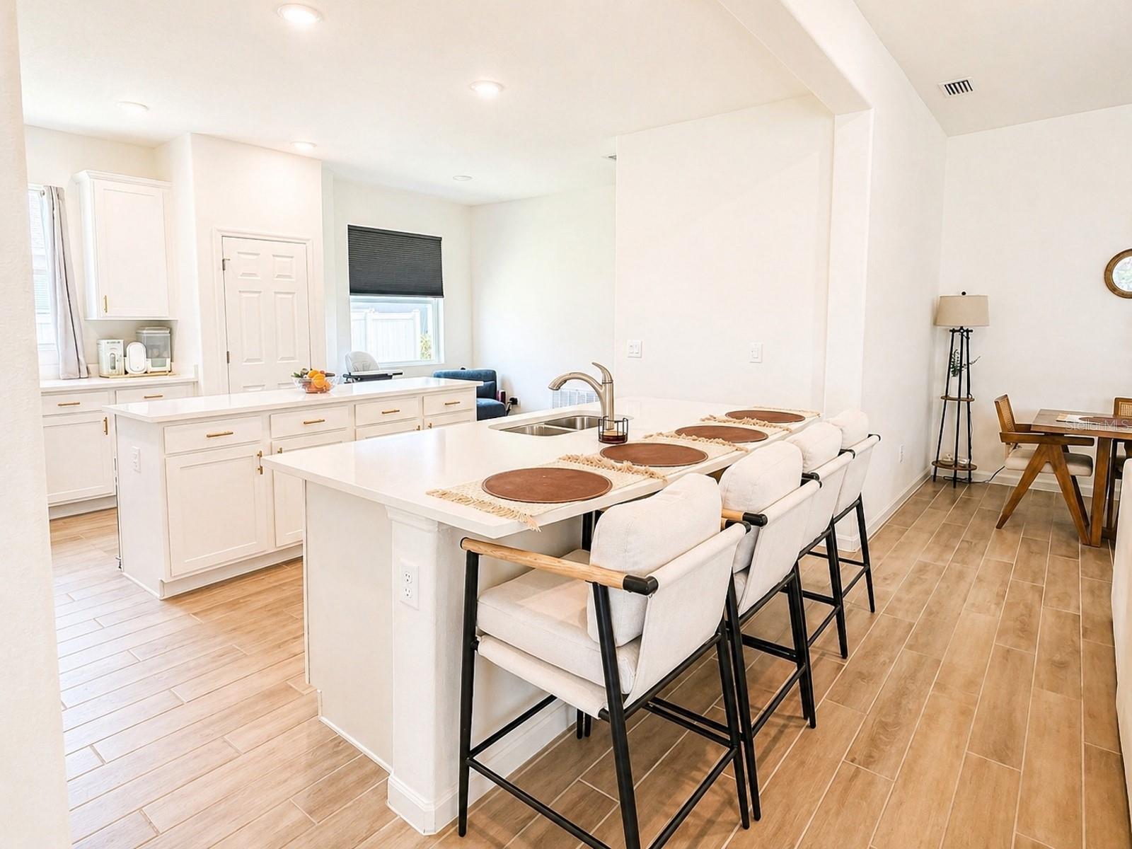 6860 CAMEO DR, GRANT VALKARIA, FL, 32949