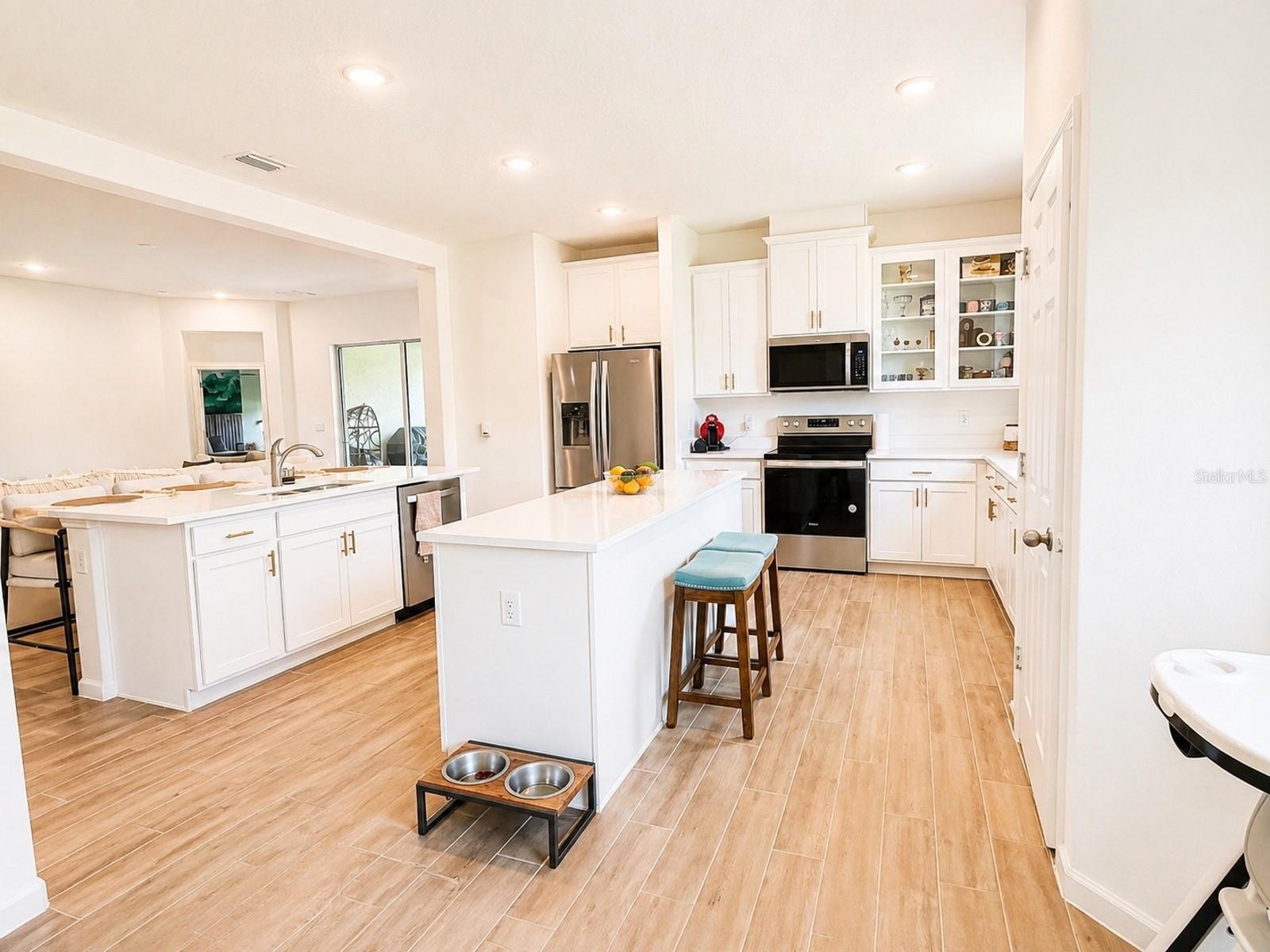 6860 CAMEO DR, GRANT VALKARIA, FL, 32949