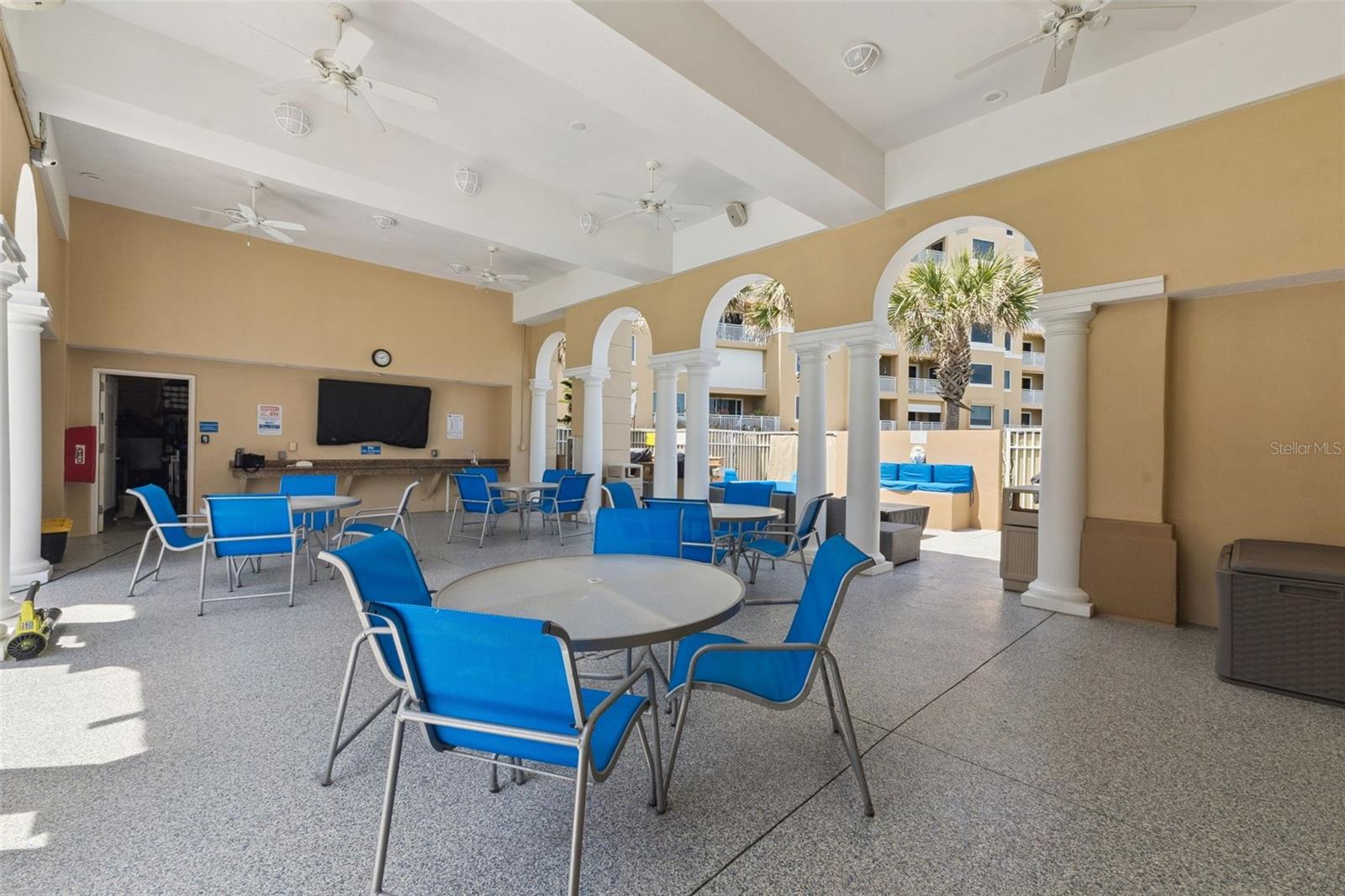 60 SURFVIEW DR #323, PALM COAST, FL, 32137