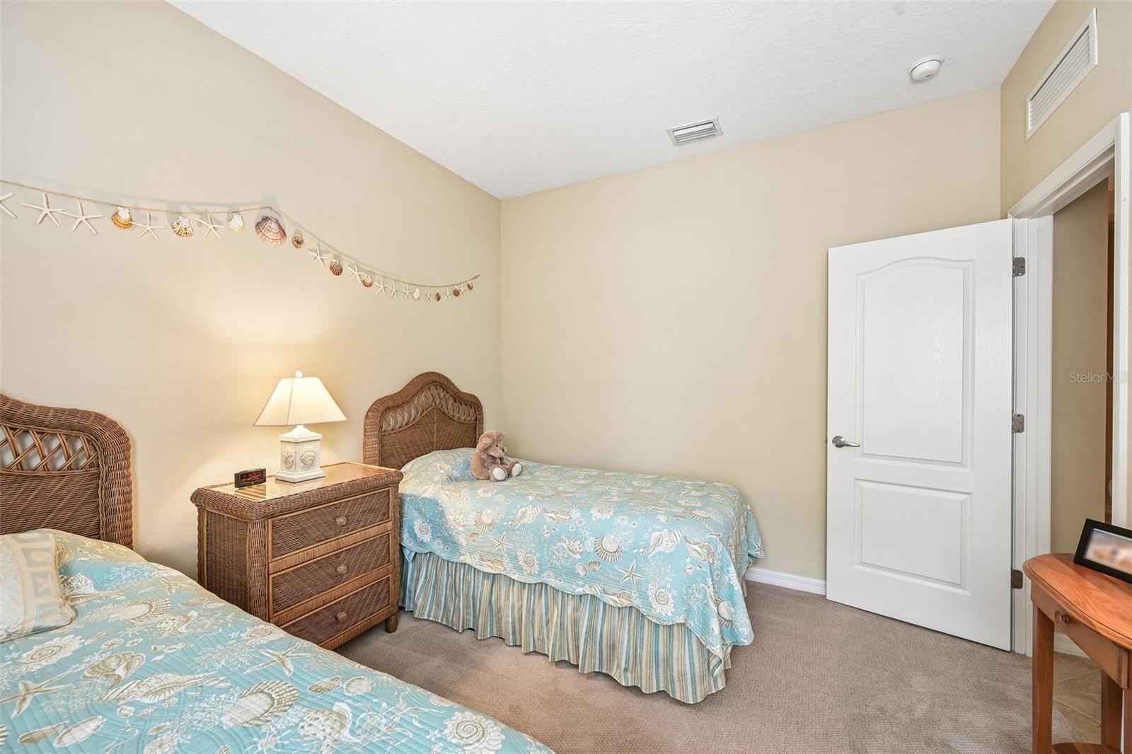 11718 FOREST PARK CIR, BRADENTON, FL, 34211