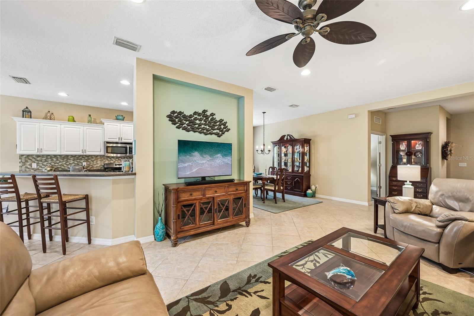 11718 FOREST PARK CIR, BRADENTON, FL, 34211