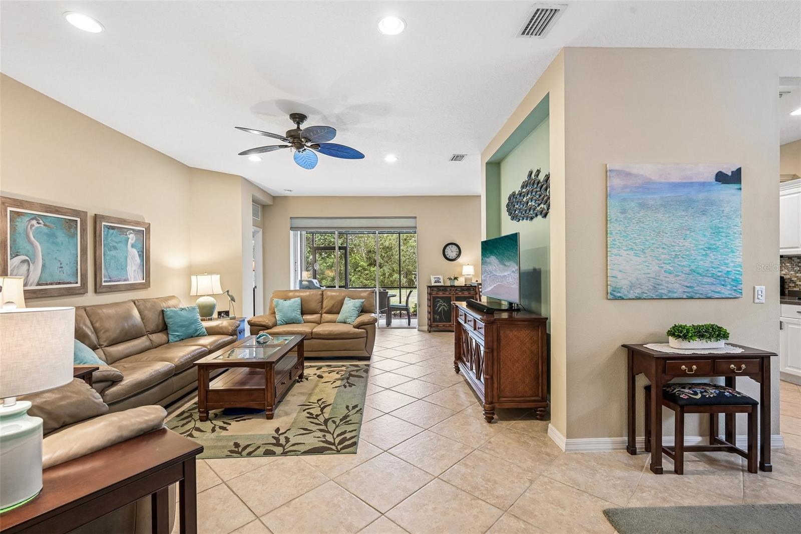 11718 FOREST PARK CIR, BRADENTON, FL, 34211