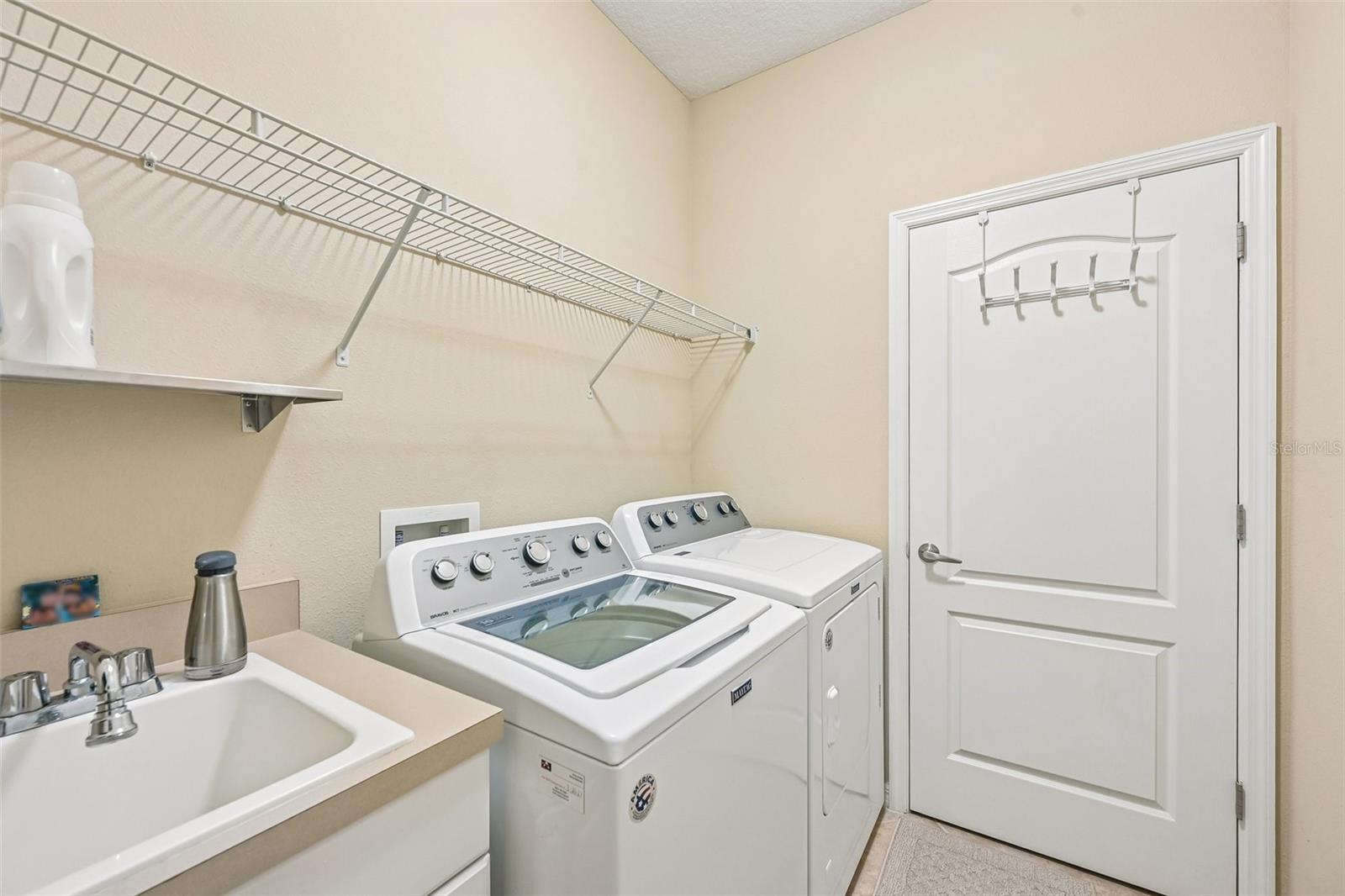11718 FOREST PARK CIR, BRADENTON, FL, 34211