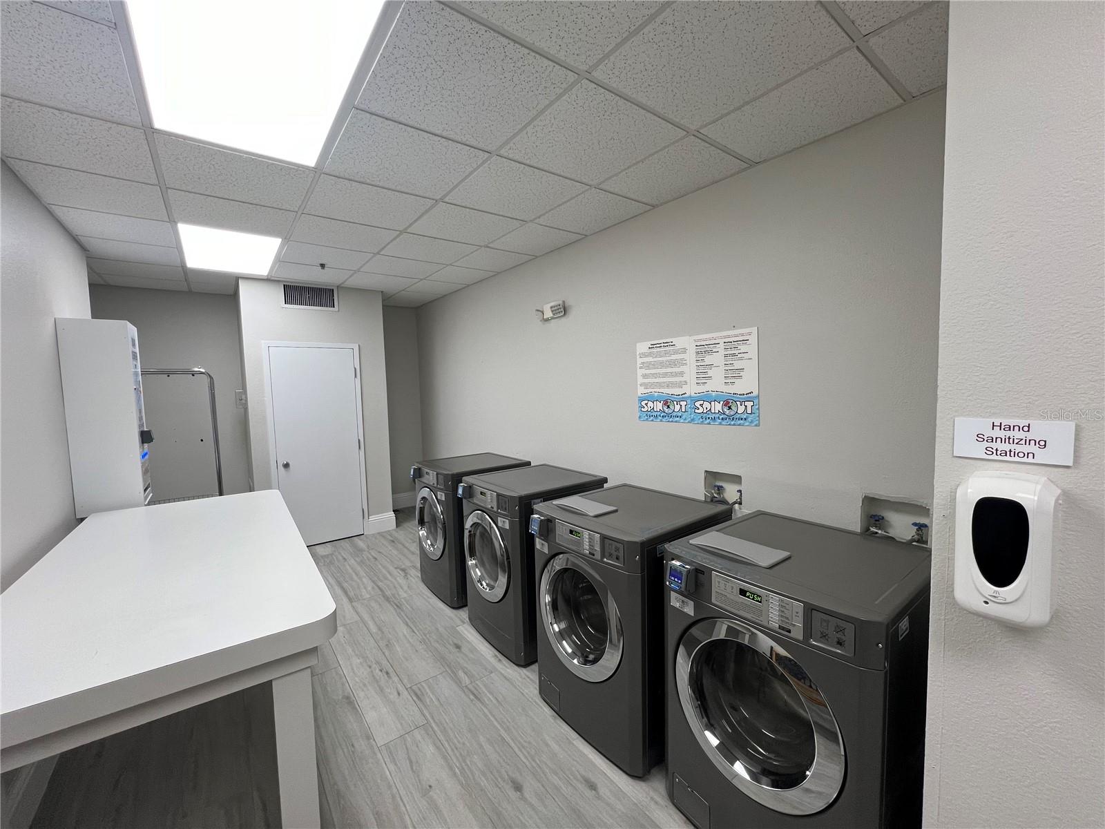 8303 PALM PKWY #207, ORLANDO, FL, 32836