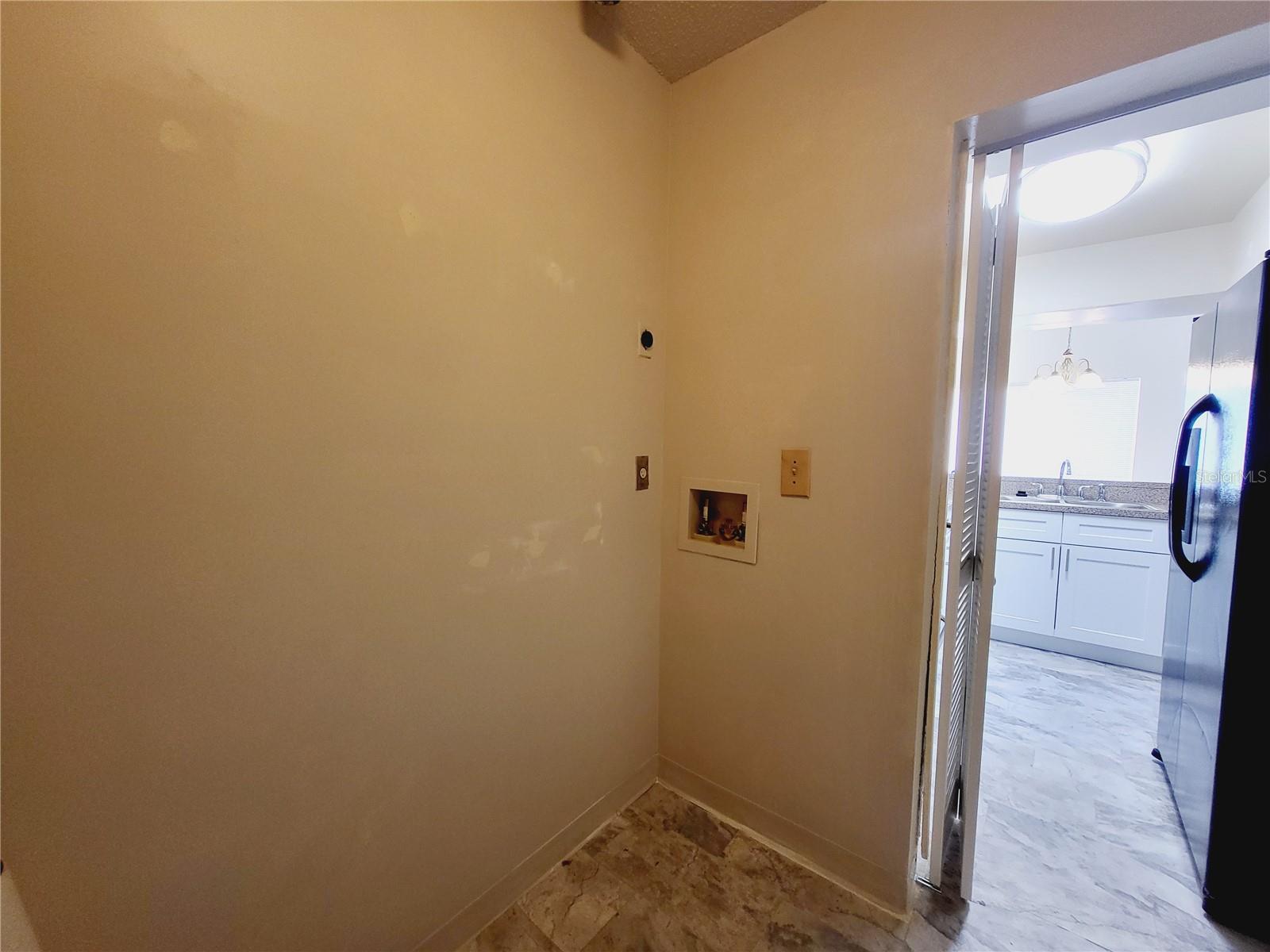 LEMON TREE CONDO SEC 02A, ORLANDO, FL, 32839