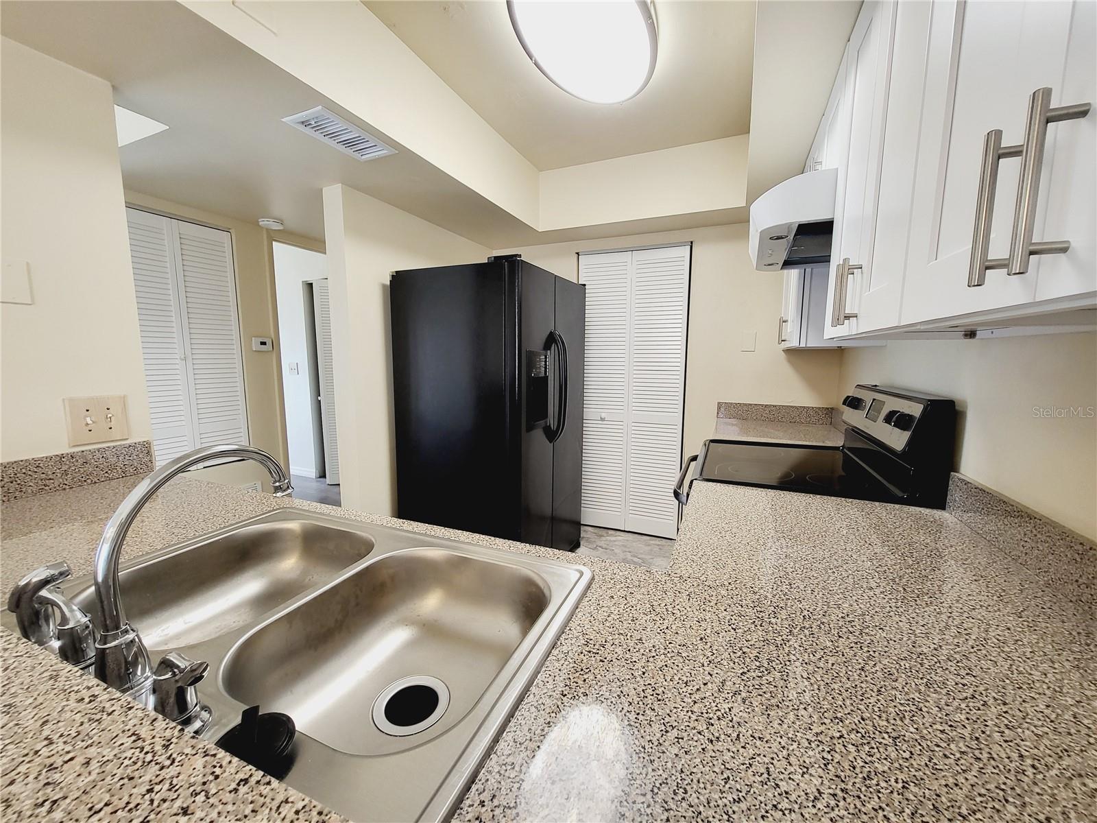 LEMON TREE CONDO SEC 02A, ORLANDO, FL, 32839