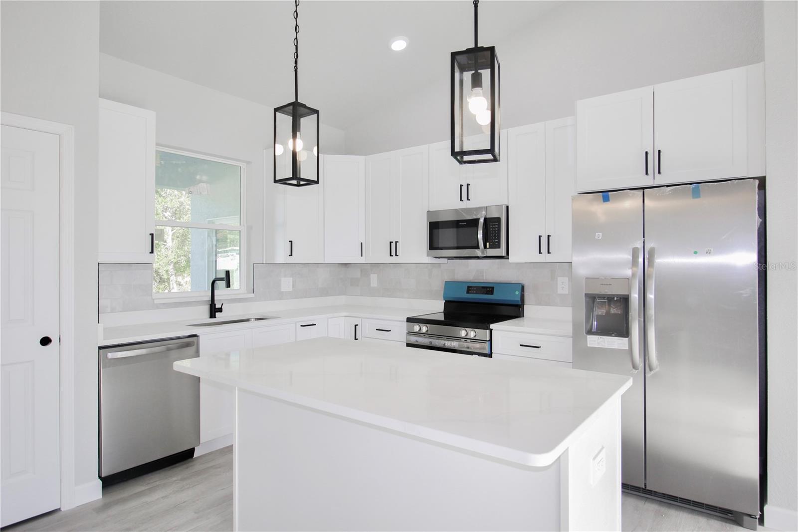 4608 CORTEZ BLVD, SEBRING, FL, 33872