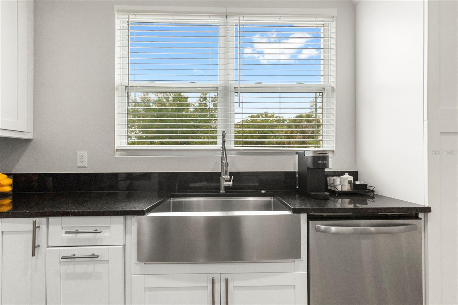 510 E LIME ST, TARPON SPRINGS, FL, 34689