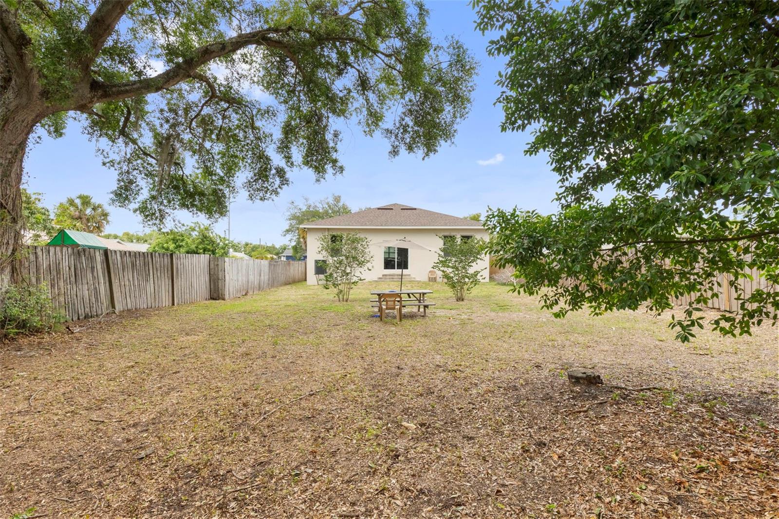 510 E LIME ST, TARPON SPRINGS, FL, 34689