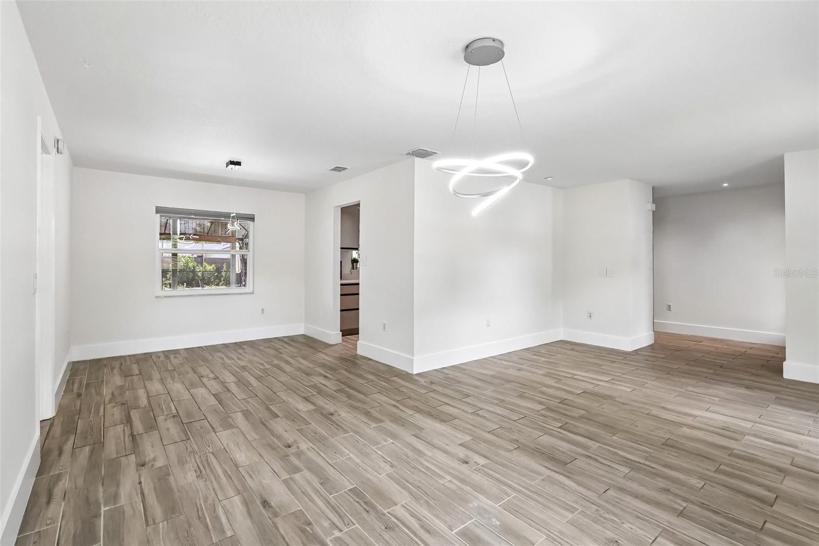 8558 CEDAR COVE DR, ORLANDO, FL, 32819