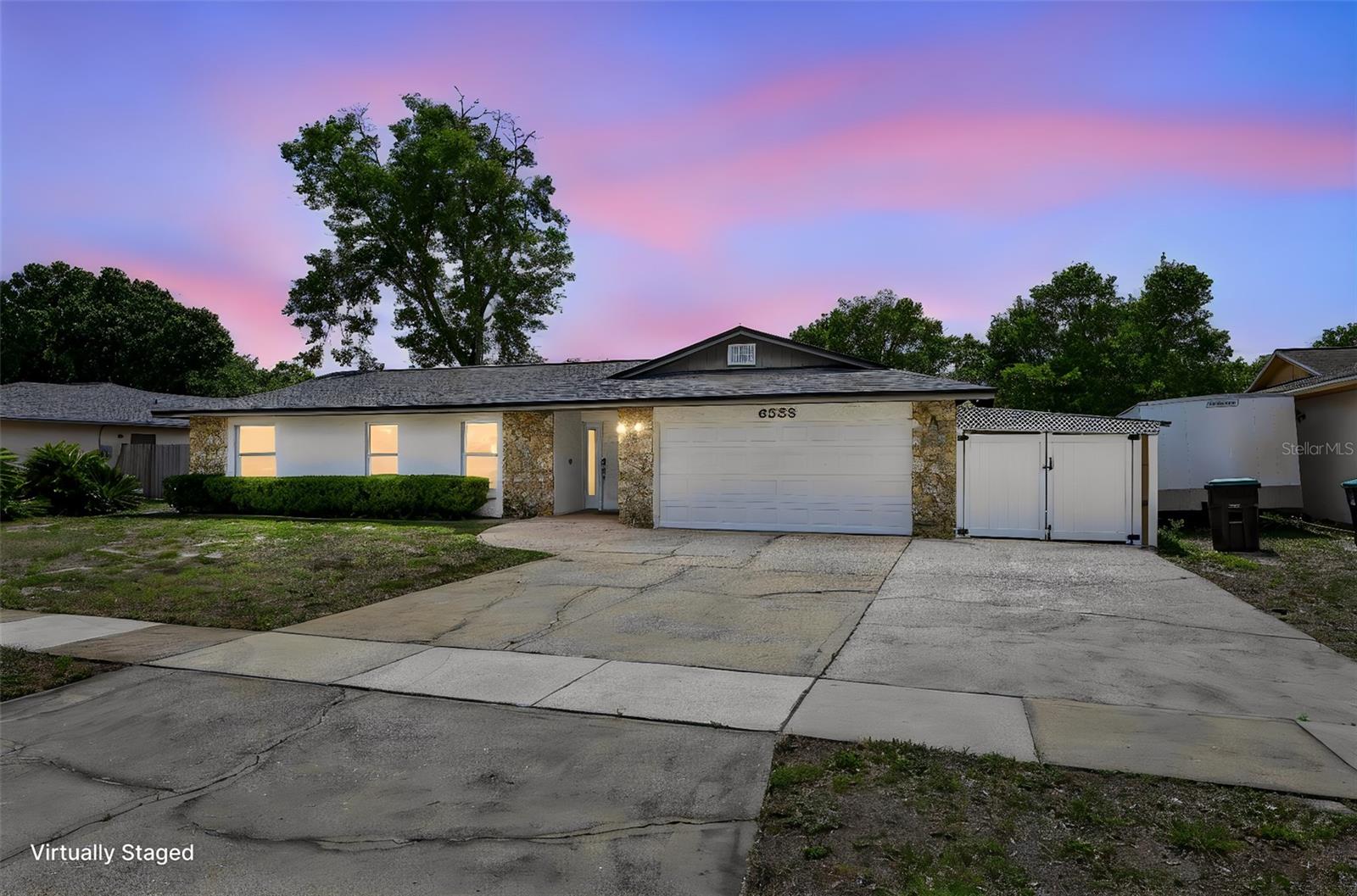 8558 CEDAR COVE DR, ORLANDO, FL, 32819