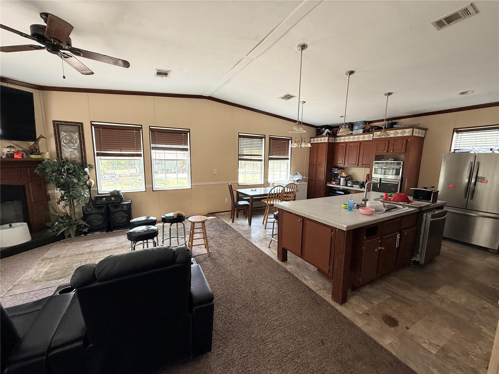 21520 SE 147TH LN, UMATILLA, FL, 32784
