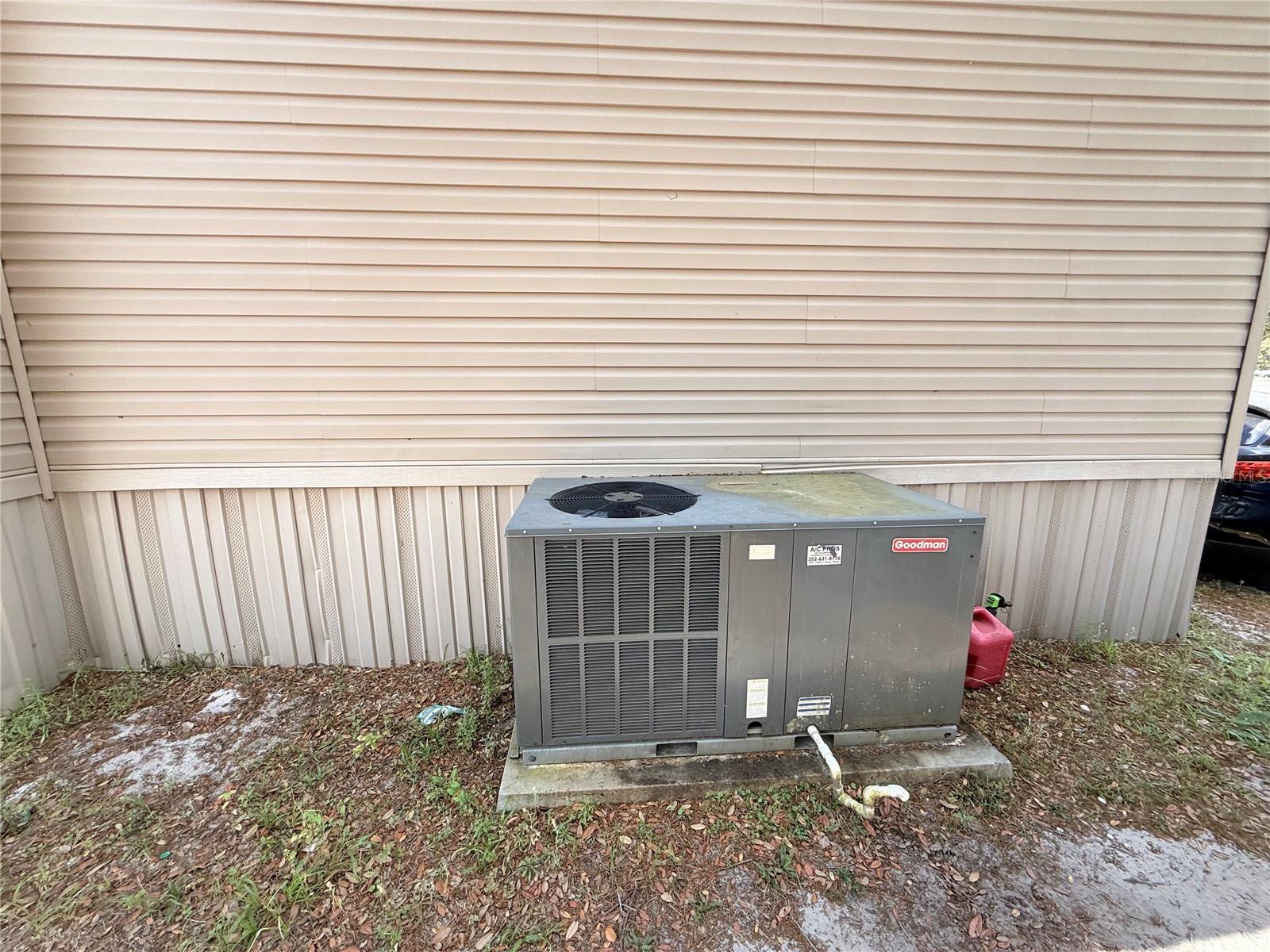 21520 SE 147TH LN, UMATILLA, FL, 32784