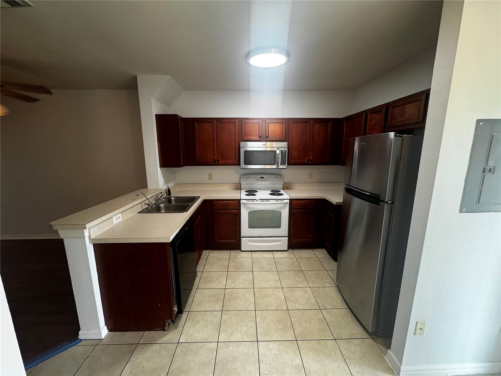 10443 HERON LAKE DR, RIVERVIEW, FL, 33578