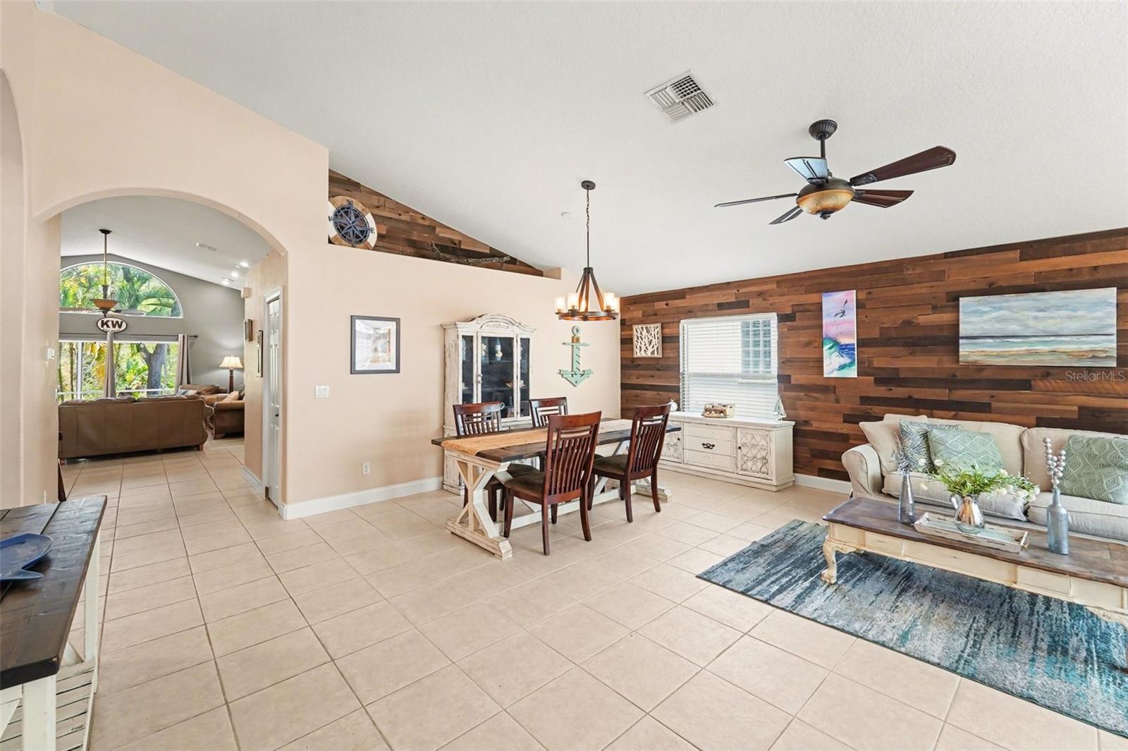 12324 GLENFIELD AVE, TAMPA, FL, 33626