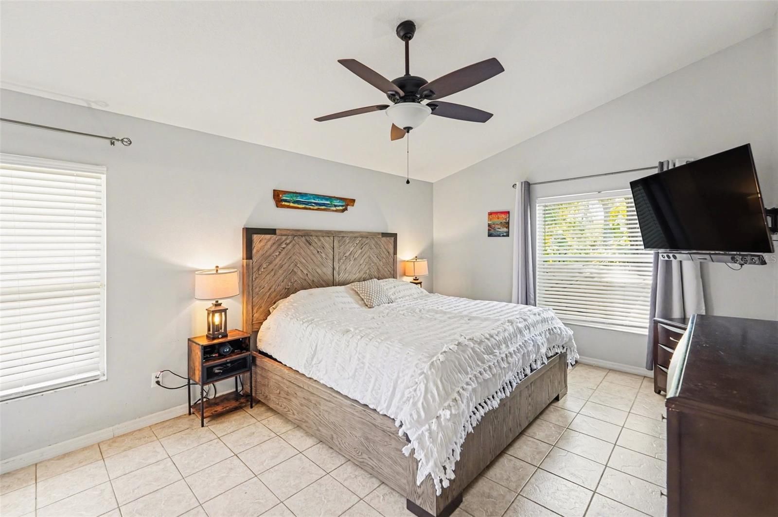 12324 GLENFIELD AVE, TAMPA, FL, 33626