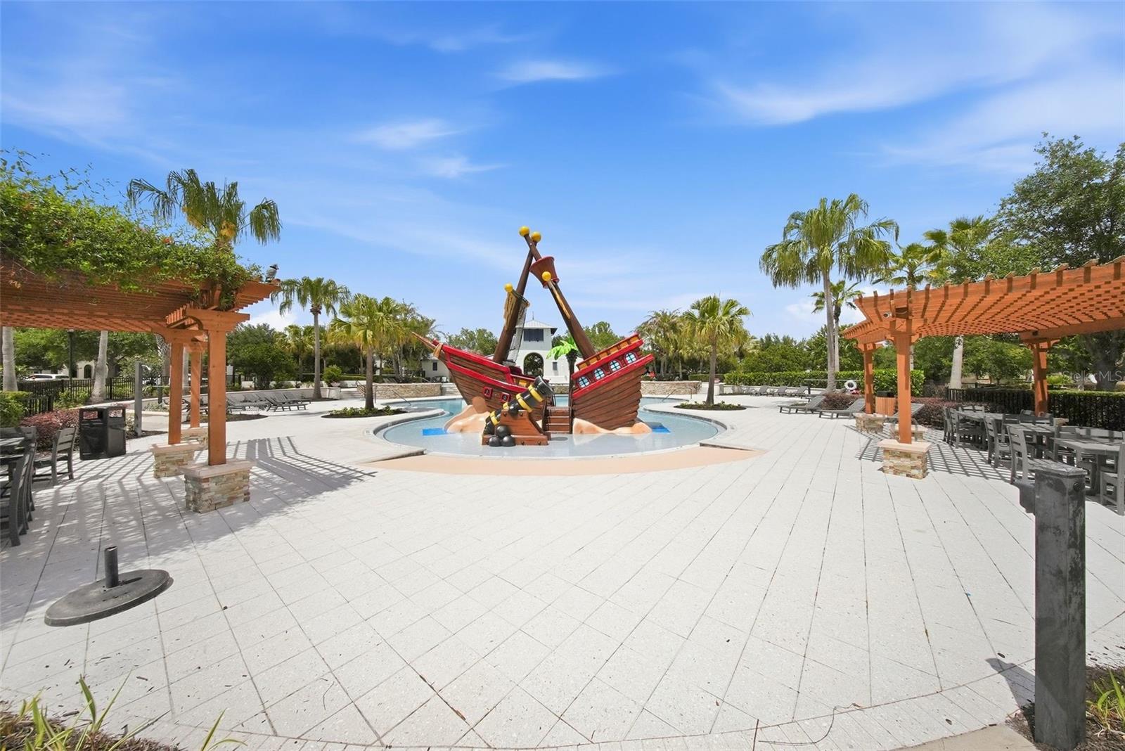 5920 VILLAGE CENTER DR, LITHIA, FL, 33547