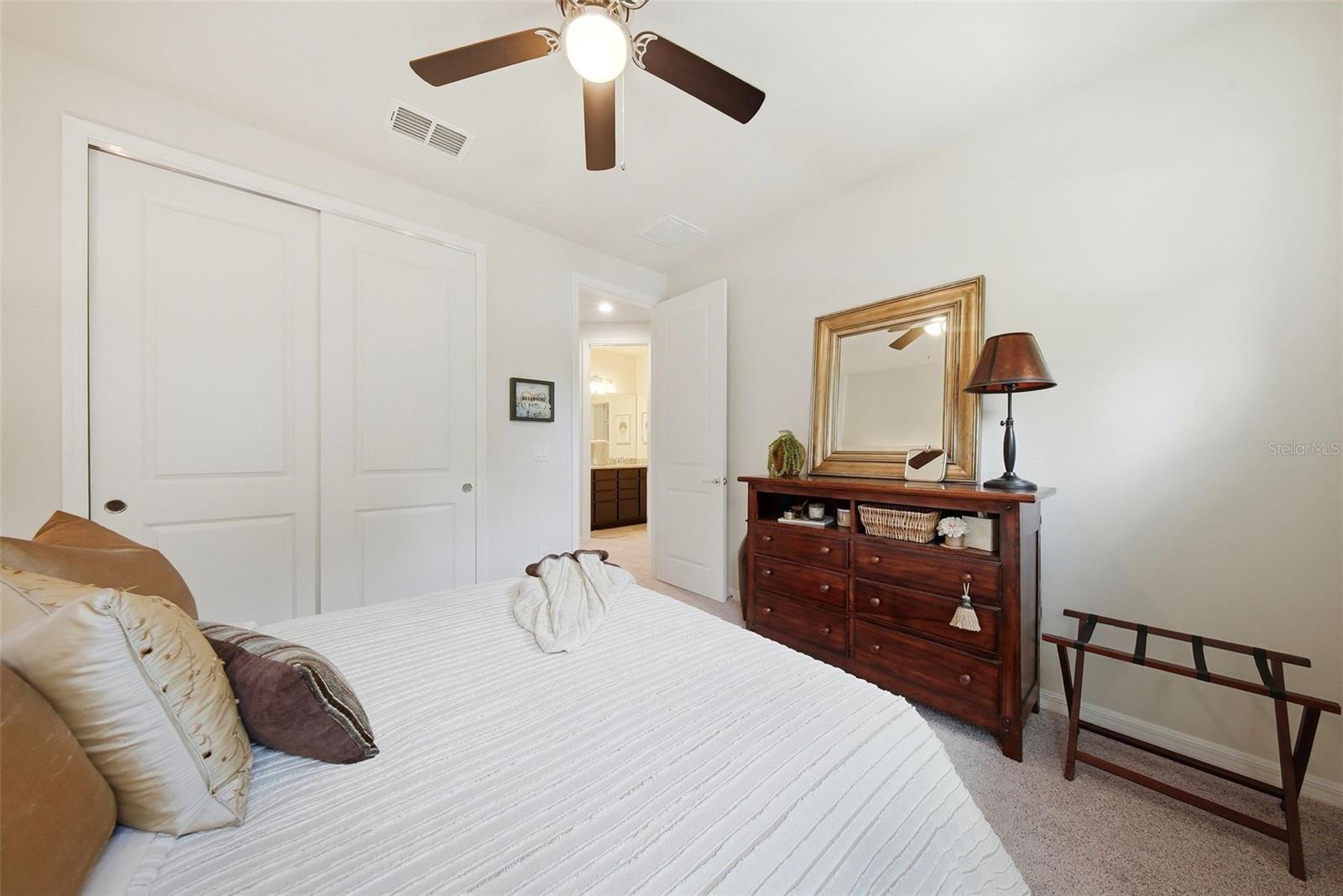 5920 VILLAGE CENTER DR, LITHIA, FL, 33547