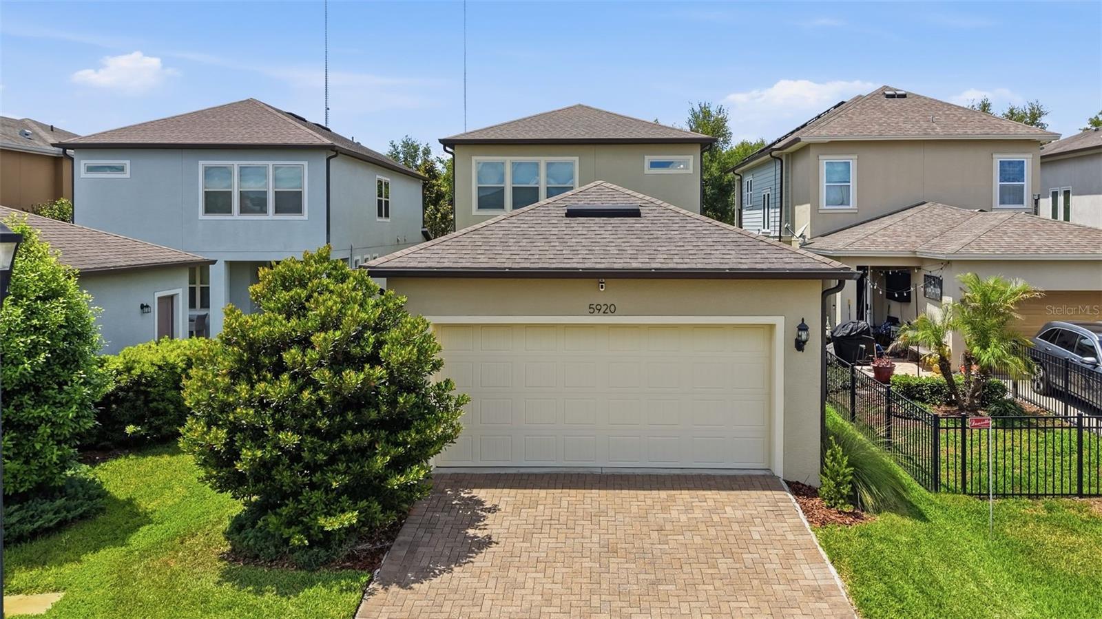 5920 VILLAGE CENTER DR, LITHIA, FL, 33547