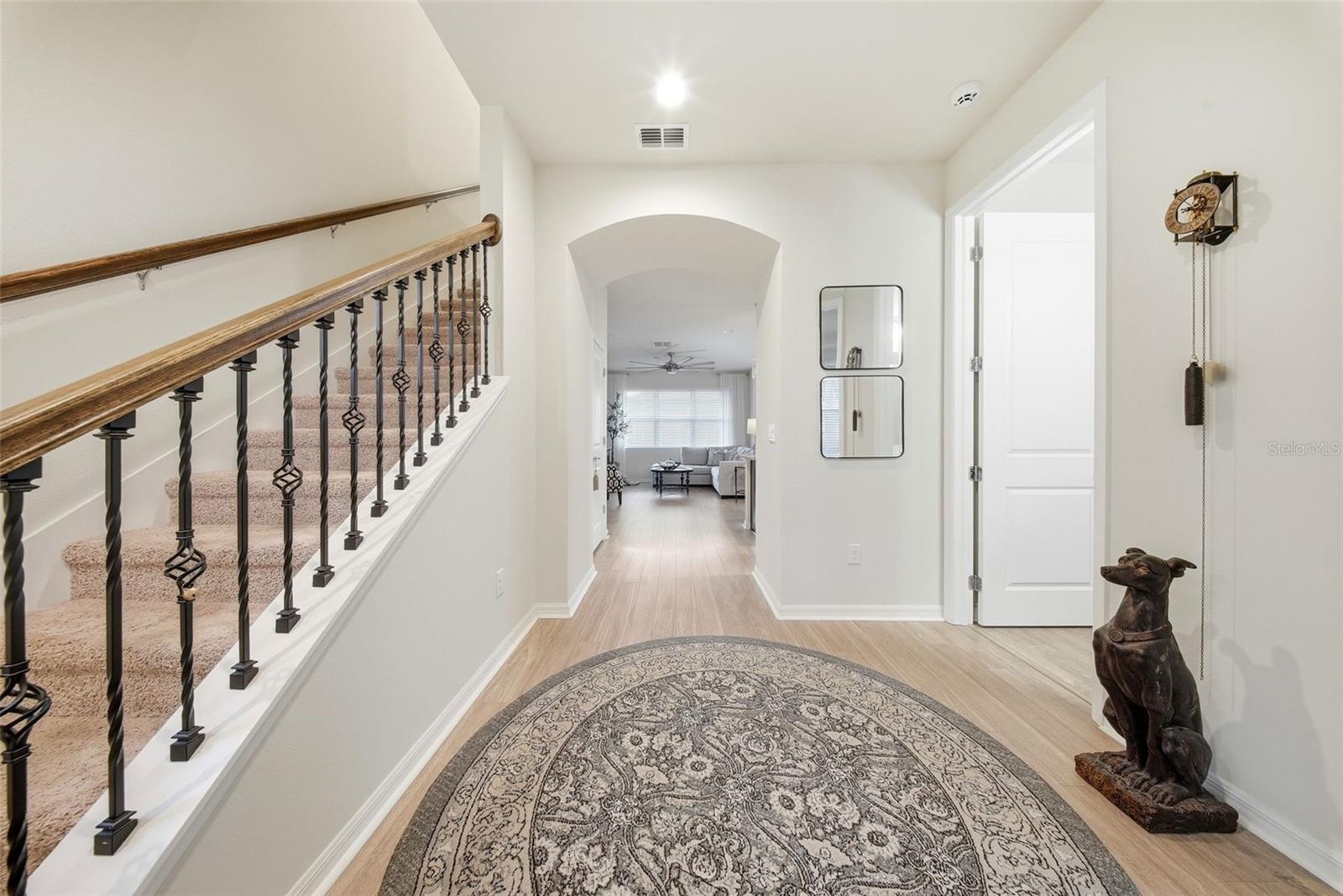 5920 VILLAGE CENTER DR, LITHIA, FL, 33547