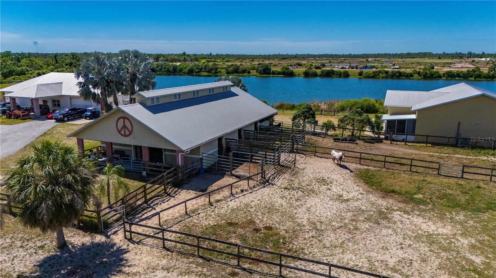 38780 WASHINGTON LOOP RD, PUNTA GORDA, FL, 33982