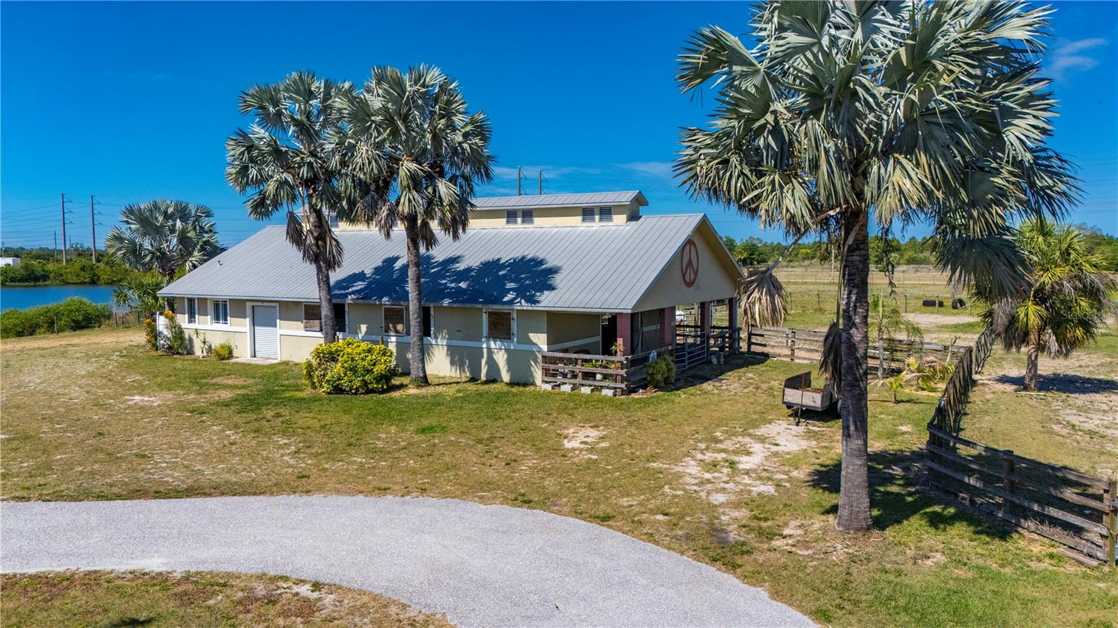38780 WASHINGTON LOOP RD, PUNTA GORDA, FL, 33982