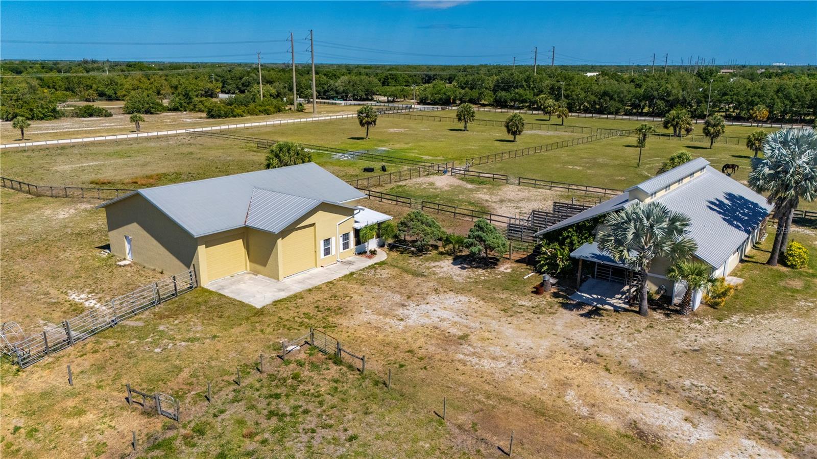 38780 WASHINGTON LOOP RD, PUNTA GORDA, FL, 33982