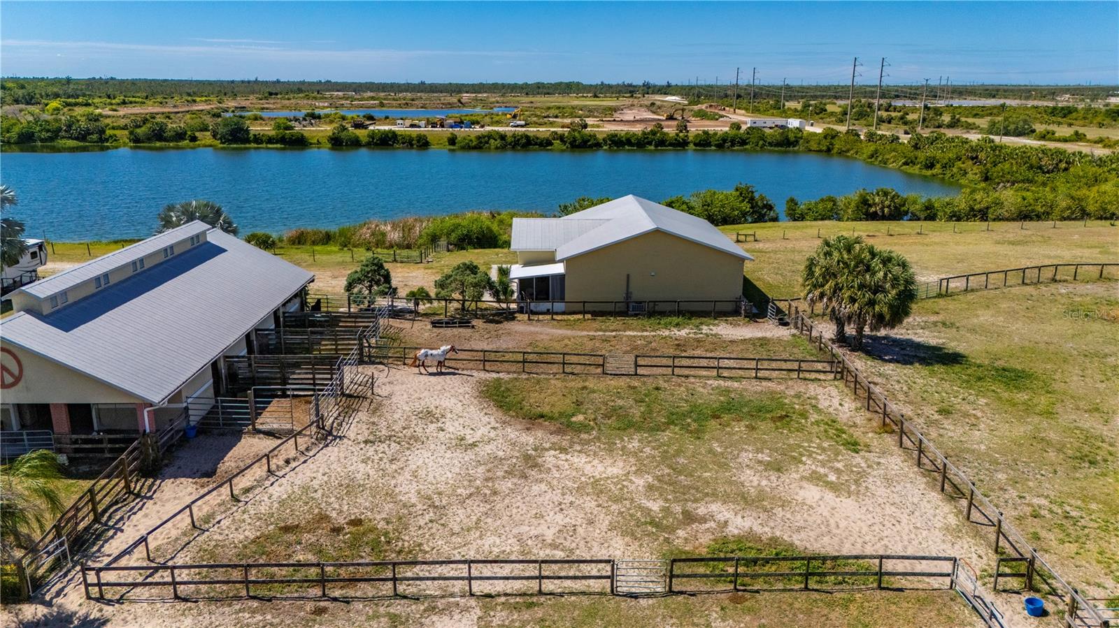 38780 WASHINGTON LOOP RD, PUNTA GORDA, FL, 33982