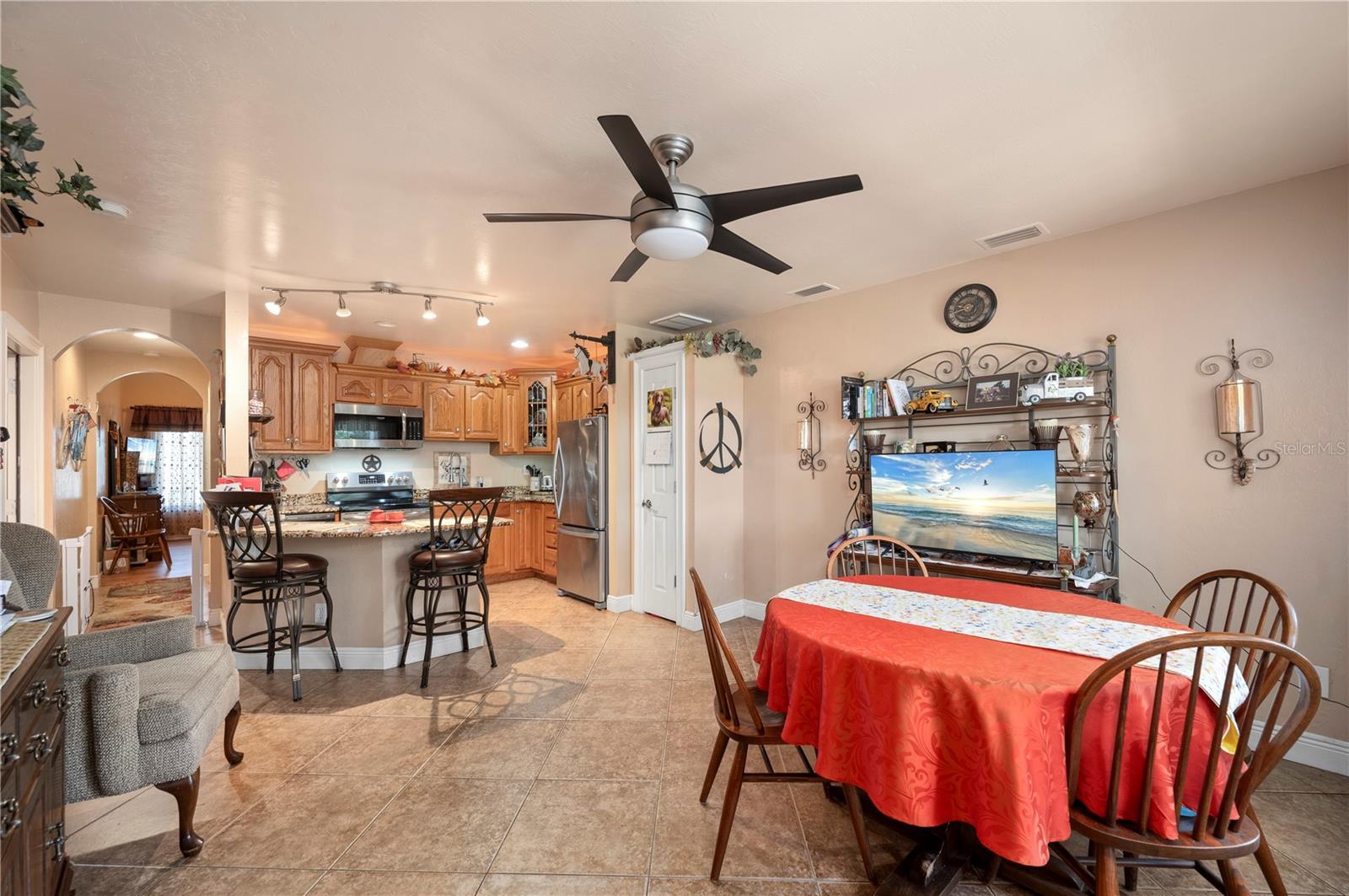 38780 WASHINGTON LOOP RD, PUNTA GORDA, FL, 33982