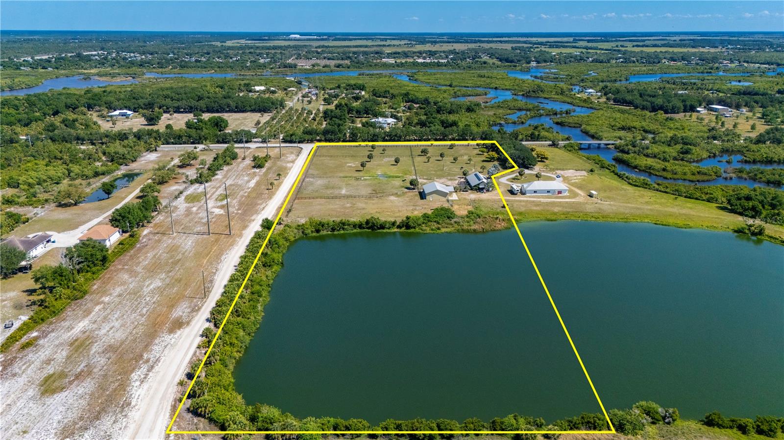 38780 WASHINGTON LOOP RD, PUNTA GORDA, FL, 33982