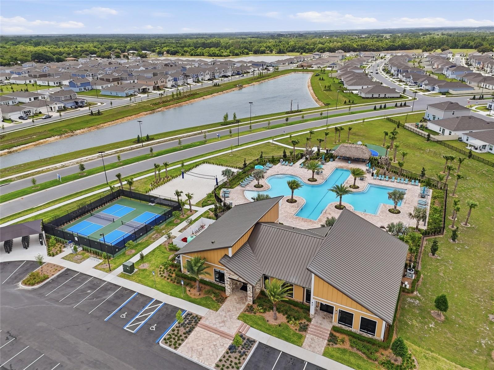 740 TROTTERS DR, EAGLE LAKE, FL, 33839