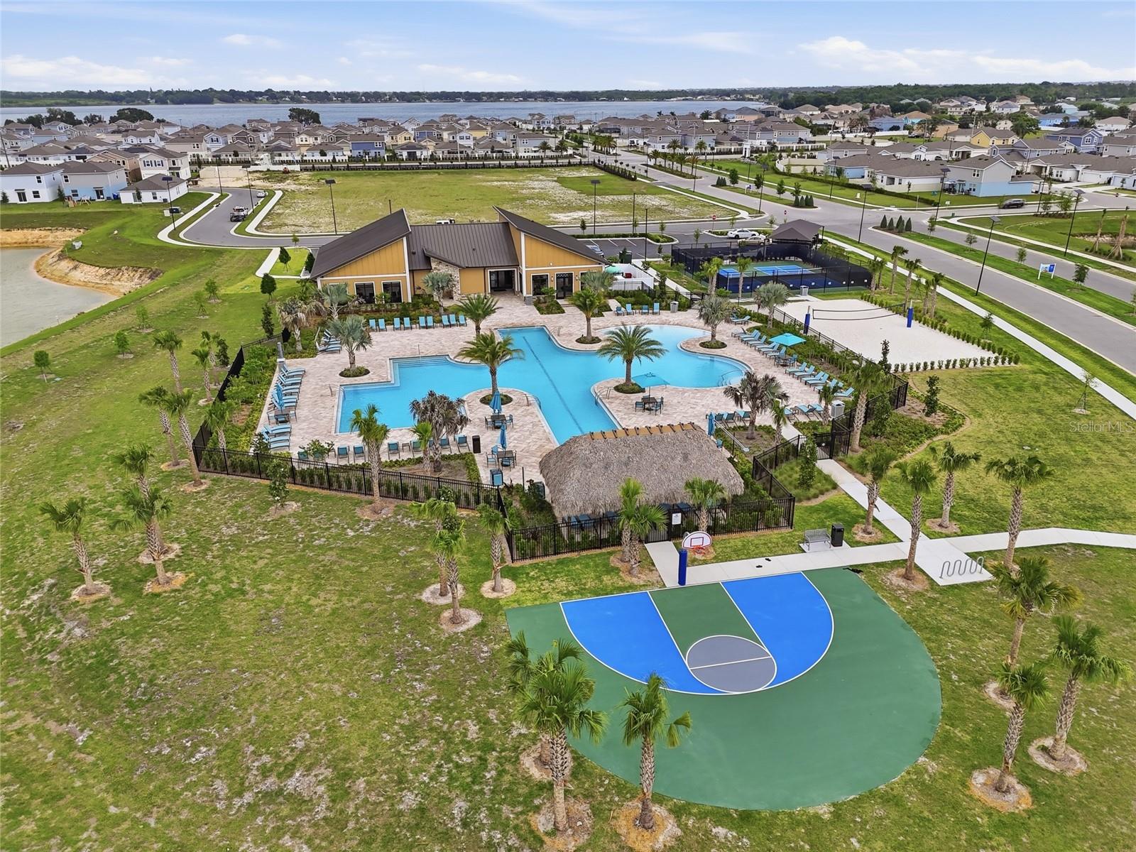 740 TROTTERS DR, EAGLE LAKE, FL, 33839