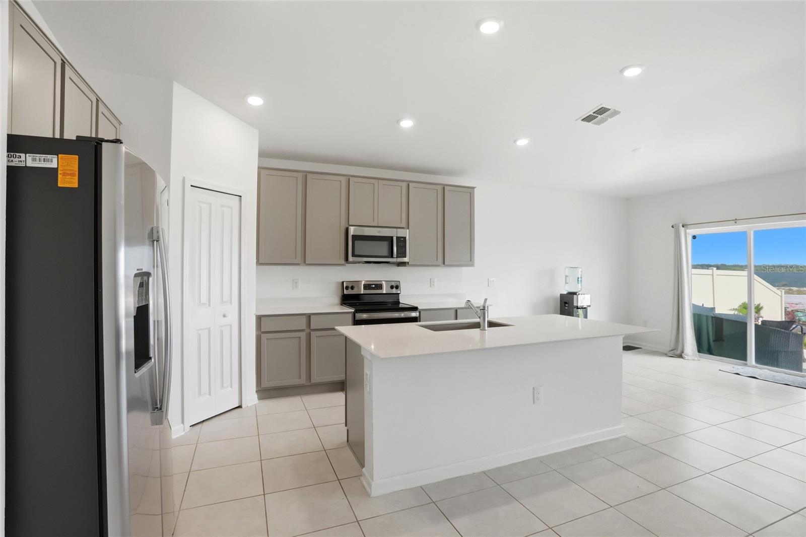 740 TROTTERS DR, EAGLE LAKE, FL, 33839