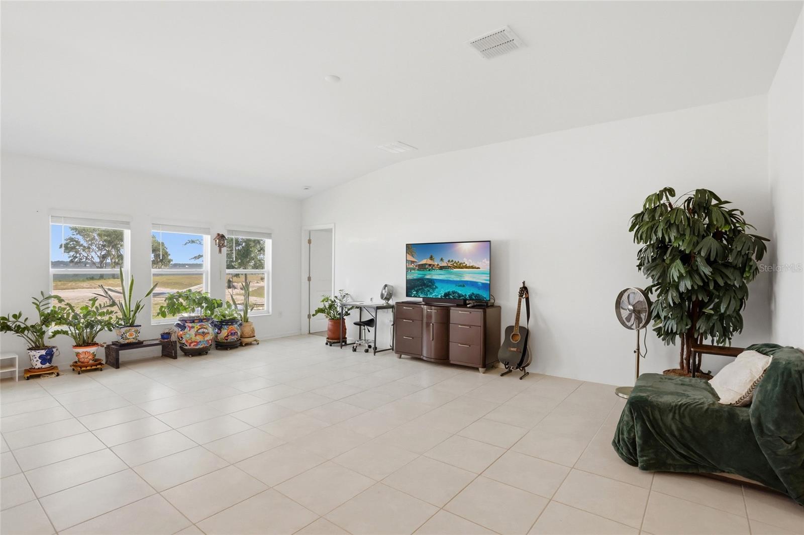 740 TROTTERS DR, EAGLE LAKE, FL, 33839