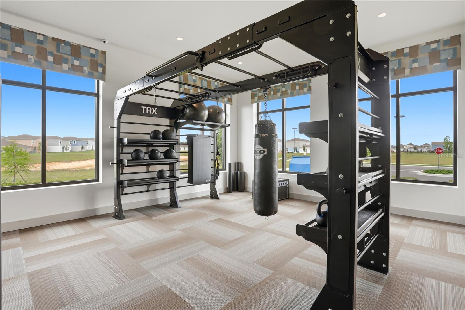 740 TROTTERS DR, EAGLE LAKE, FL, 33839