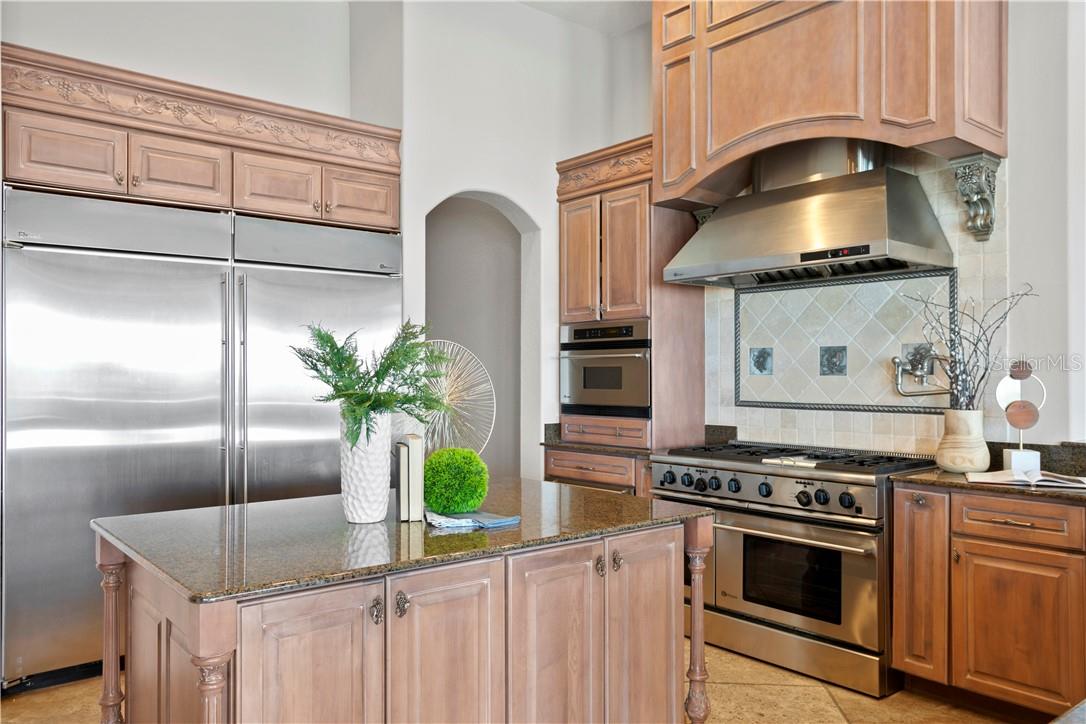 6308 MARBELLA BLVD, APOLLO BEACH, FL, 33572