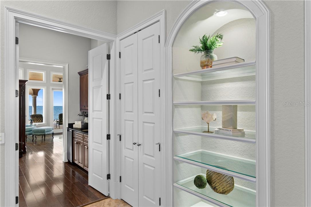 6308 MARBELLA BLVD, APOLLO BEACH, FL, 33572