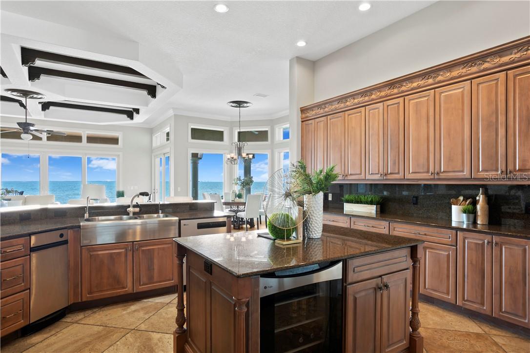 6308 MARBELLA BLVD, APOLLO BEACH, FL, 33572