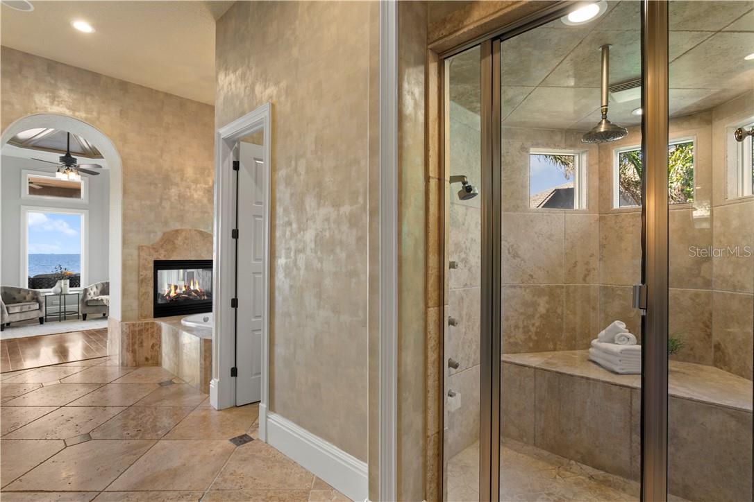 6308 MARBELLA BLVD, APOLLO BEACH, FL, 33572
