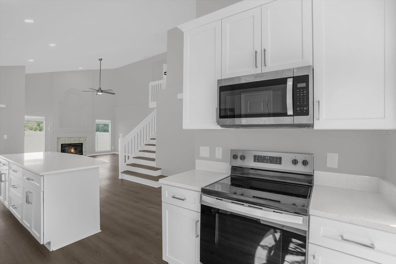 595 QUEENSBRIDGE DR, LAKE MARY, FL, 32746