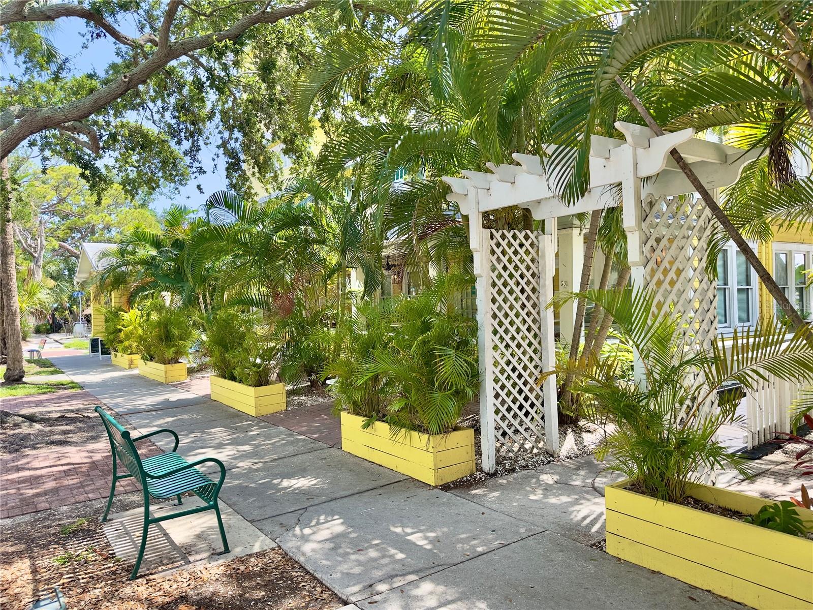 3050 DUPONT ST S, GULFPORT, FL, 33707