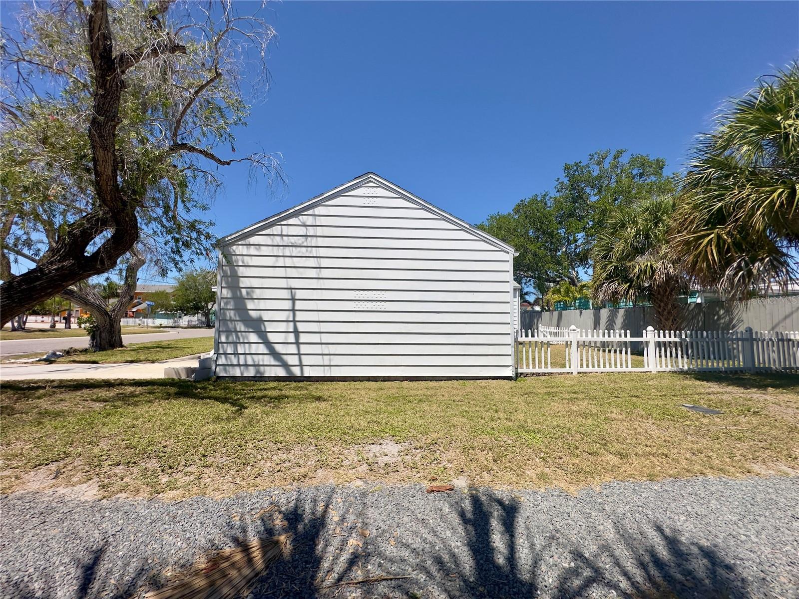 3050 DUPONT ST S, GULFPORT, FL, 33707
