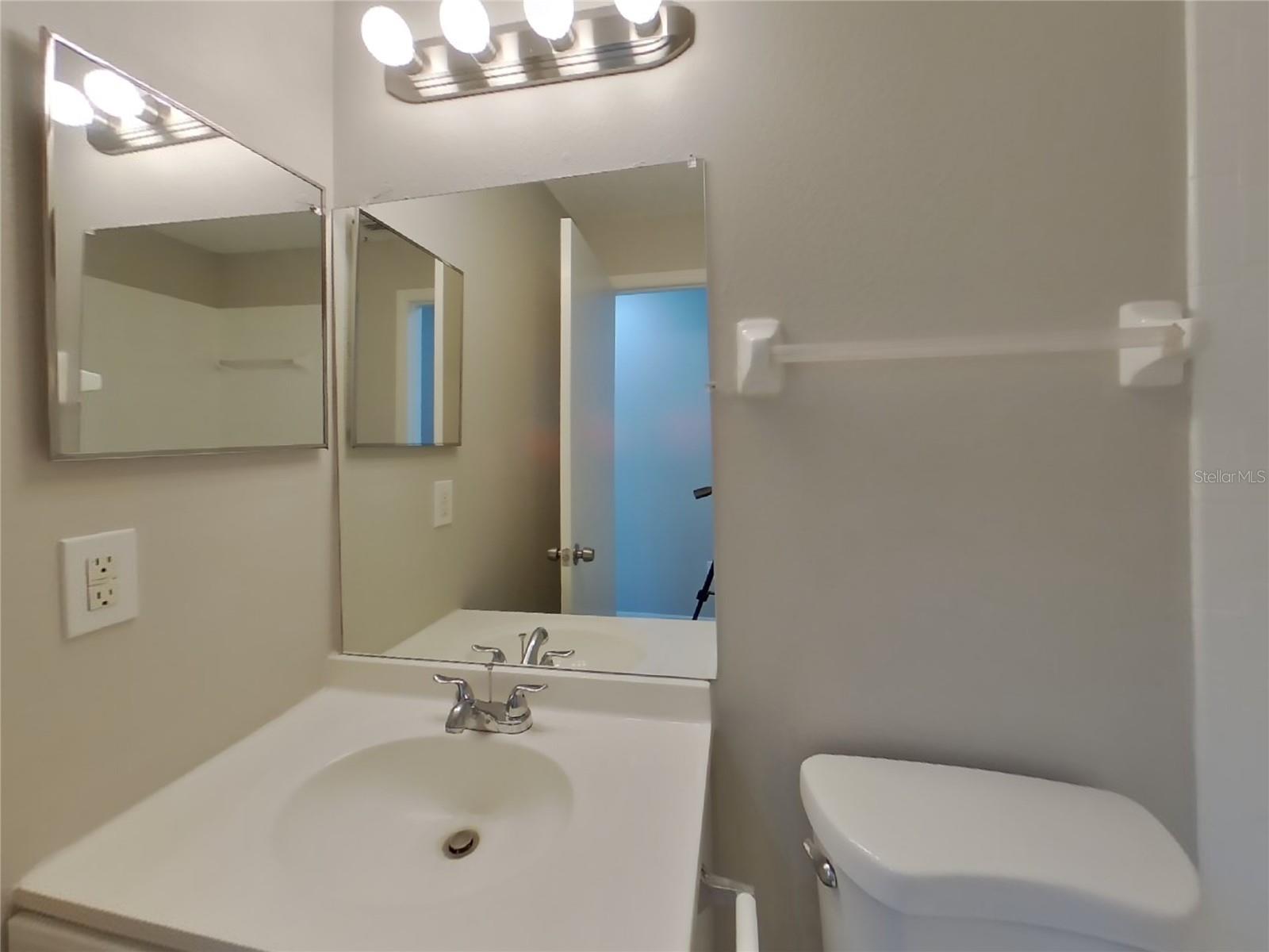 COUNTRY HILLS EAST UNIT SEVEN, PLANT CITY, FL, 33563