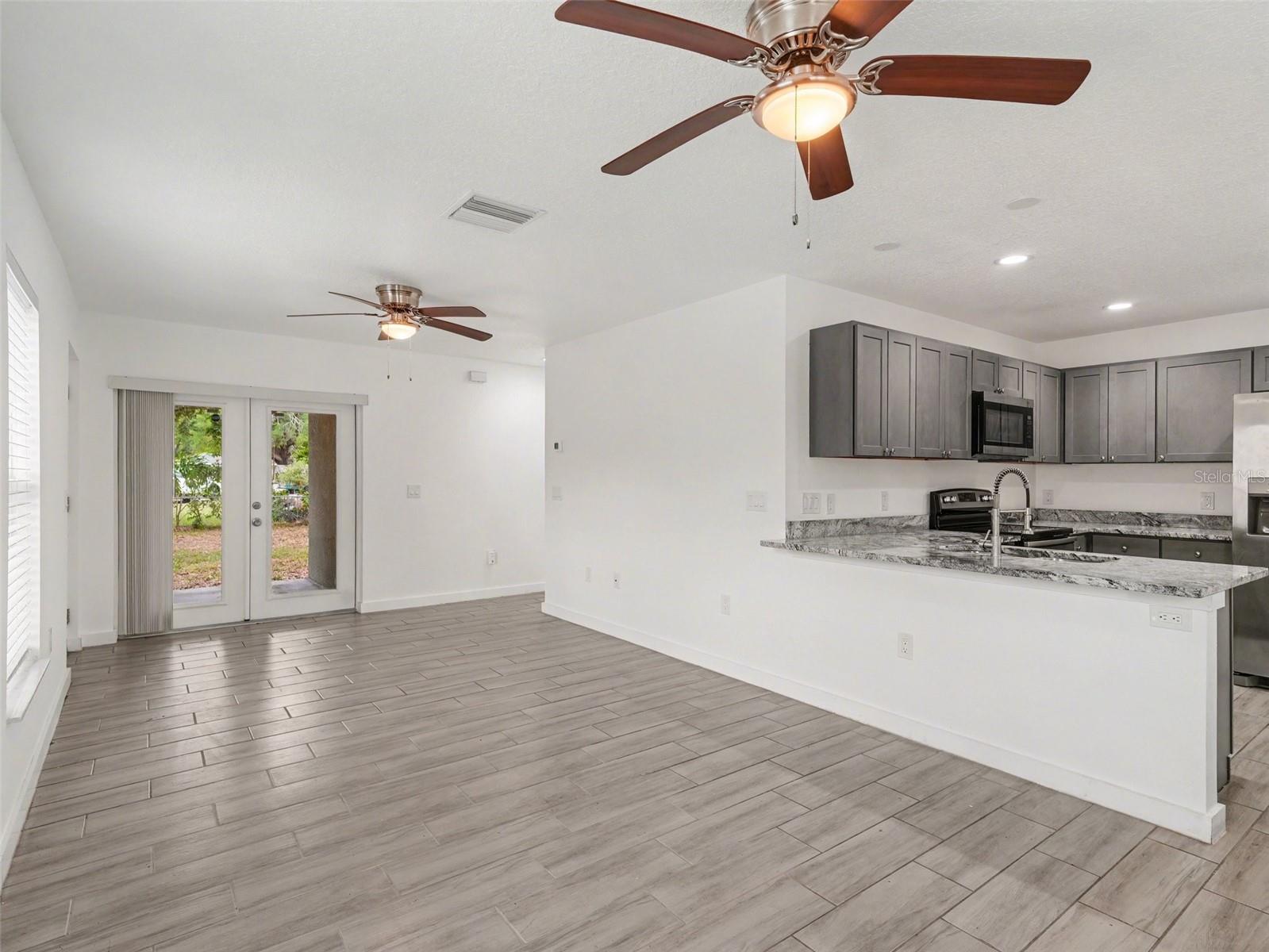 810 21ST ST E, BRADENTON, FL, 34208
