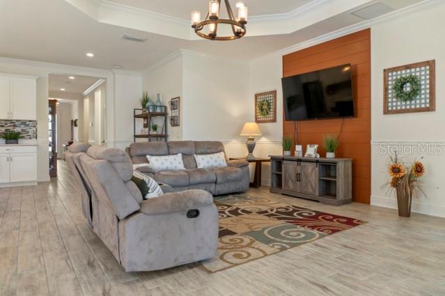 7657 RIDGELAKE CIR, BRADENTON, FL, 34203
