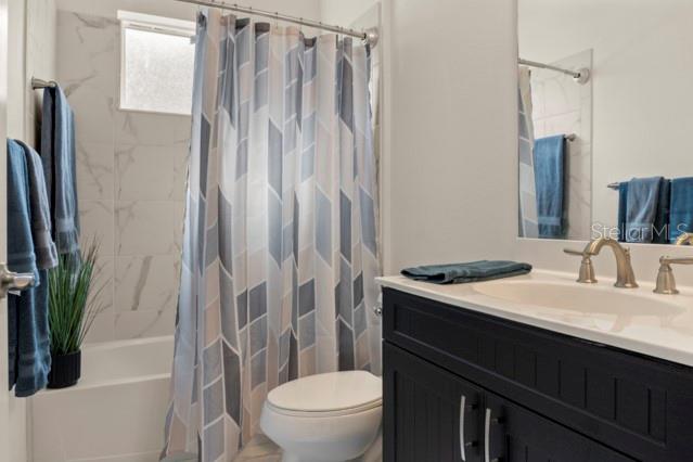 7657 RIDGELAKE CIR, BRADENTON, FL, 34203